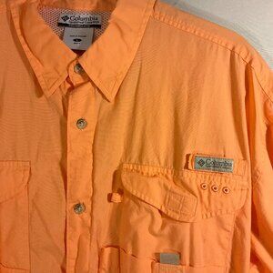 Columbia PFG Fishing Shirt Peach Short Sleeve Hiking, Vacation, Utility, SZ L